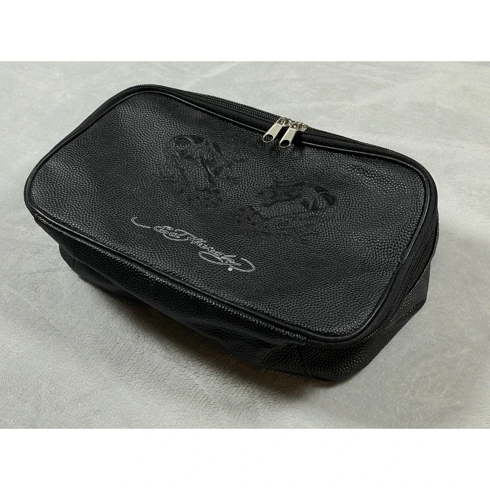 Ed Hardy travel signature